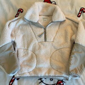 NWT Abercrombie & Fitch sherpa quarter zip up